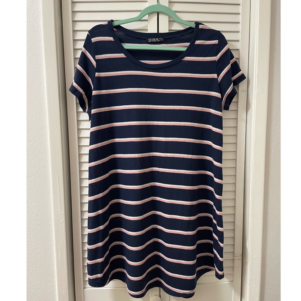Navy blue Cotton On t-shirt dress! 🦋
